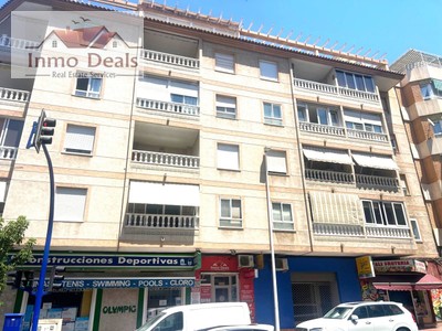 Apartamento en venta en Torrevieja, Parque De Las Naciones, con 3 dormitorios, 2 baños y balcón