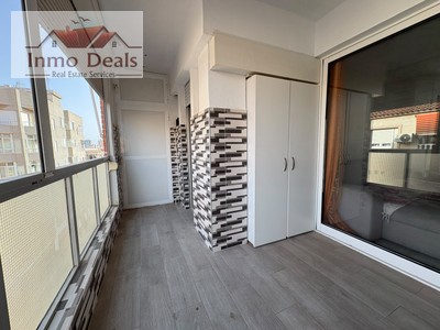 Piso en venta en Torrevieja, Playa Naufrgos, con 2 dormitorios, baño y balcón