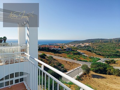 Ático en venta en Manilva, Manilva, con 1 dormitorio, baño, plaza de garaje y terraza