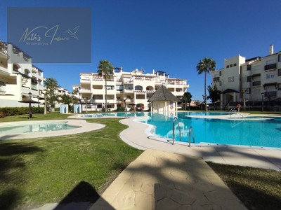 Ático en venta en Manilva, San Luis De Sabinillas, con 2 dormitorios, 2 baños, plaza de garaje, trastero, balcón y terraza