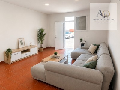 Casa en alquiler en El Tablero, con 2 dormitorios y baño