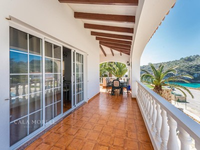 Chalet de lujo en venta en Mahón - Es Canutells con terraza y garaje doble