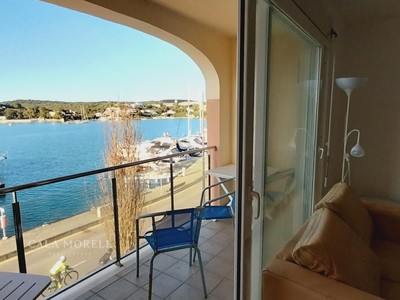 Exclusivo ático dúplex en primera línea del Puerto de Mahón con terraza de 40 m² y vistas al mar