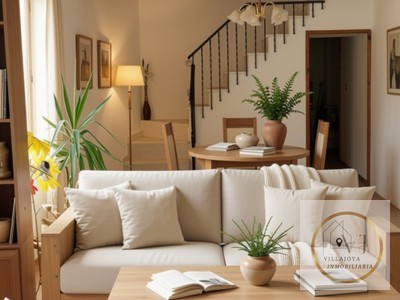 Casa en venta en Alcala La Real, Centro, con 3 dormitorios, baño, trastero y balcón