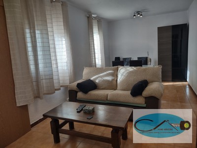 Piso en alquiler en Alcanar, con 2 dormitorios, baño y terreno