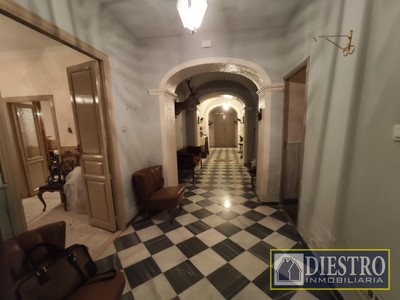 Casa en venta en Don Benito, Centro, con 5 dormitorios y 2 baños