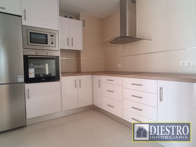 Piso en venta en Don Benito, Avd. De Cordoba, con 3 dormitorios, 2 baños, plaza de garaje y trastero