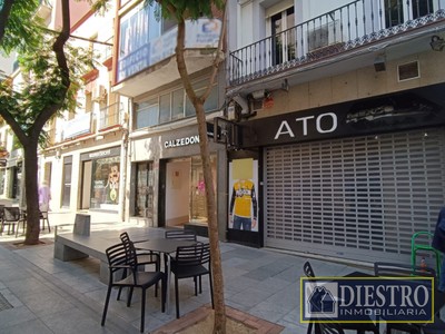 Local en alquiler en Don Benito, Avd. Constitucion, con aseo