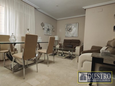 Casa en venta en Don Benito, Los Barros, con 5 dormitorios, 4 baños, plaza de garaje y terraza