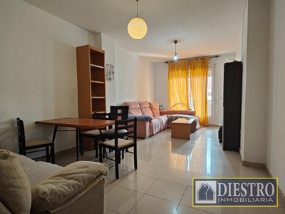 Piso en venta en Villanueva De La Serena, Los Pinos, con 4 dormitorios, 2 baños, 2 plazas de garaje y trastero