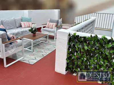 Casa en venta en Don Benito, San Sebastian, con 2 dormitorios, baño, plaza de garaje y terraza