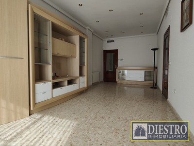 Piso en venta en Don Benito, Los Barros, con 4 dormitorios y 2 baños