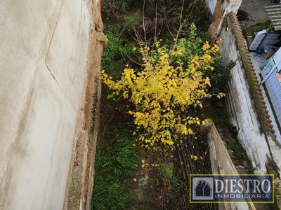 Casa en venta en Don Benito, Madre Teresa Jornet, con 4 dormitorios y baño