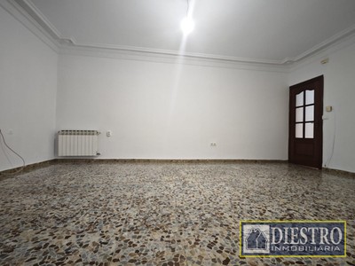 Piso en venta en Don Benito, Anexo Centro, con 5 dormitorios, 2 baños y balcón