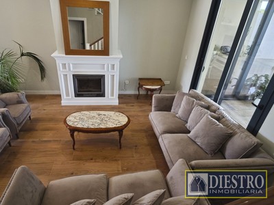Unifamiliar en venta en Don Benito, Los Olivos, con 5 dormitorios, 3 baños y terreno