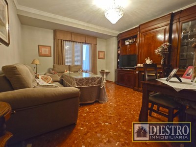 Piso en venta en Don Benito, Centro, con 4 dormitorios, 2 baños, plaza de garaje y terraza