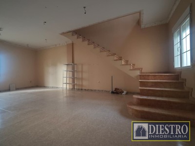 Piso en venta en Don Benito, Centro, con 3 dormitorios y 2 baños