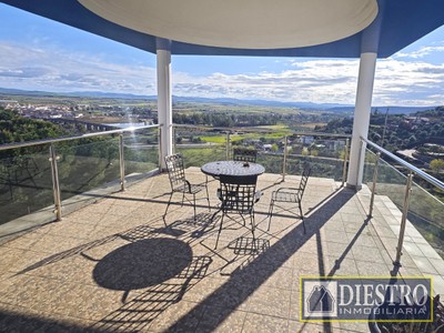 Chalet en venta en Medellin, Quinto Cecilio, con 3 dormitorios y 4 baños