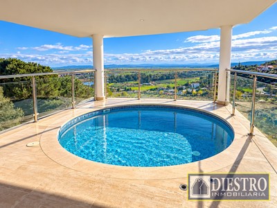 Chalet en venta en Medellin, Quinto Cecilio, con 3 dormitorios y 4 baños