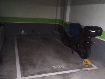 Garaje en venta en Pinto