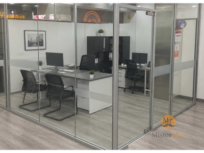 Oficina en alquiler en Leganés, con 2 baños y plaza de garaje