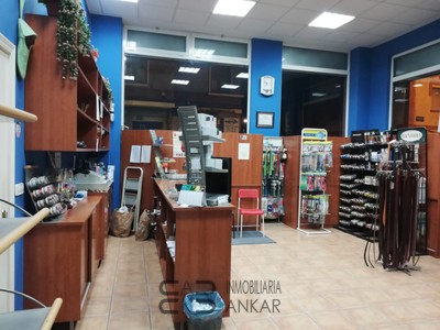 Local en venta en Erandio, Proximo Plaza Ayuntamiento, con baño