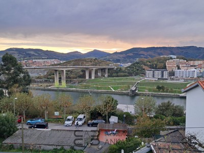 Piso en venta en Erandio, Kukularra, con 3 dormitorios y baño