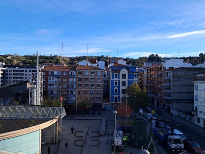 Piso en venta en Erandio, Metro, con 2 dormitorios, baño y trastero