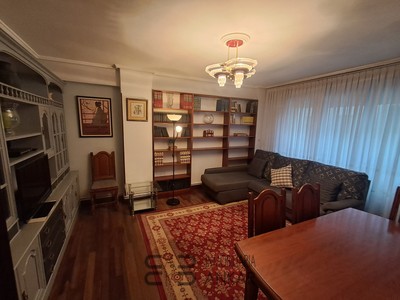 Piso en venta en Erandio, con 3 dormitorios y baño