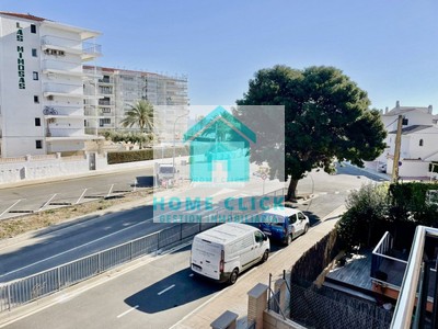 Apartamento en venta en Miami Playa, Passeig Maritim, con 2 dormitorios, baño, plaza de garaje, trastero, balcón y terraza