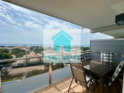 Ático en alquiler en Cambrils, Cambrils Mediterraneo, con 3 dormitorios, 2 baños, plaza de garaje, balcón y terraza