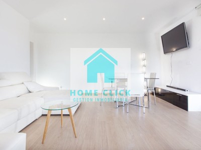 Apartamento en venta en Salou, Playa Capellans, con 3 dormitorios, baño, plaza de garaje y terraza