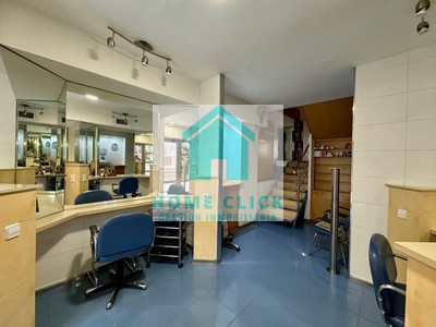 Local en venta en Salou, Calle Barcelona, con 2 baños y plaza de garaje