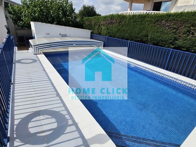 Chalet en alquiler en Ametlla De Mar, Las 3 Calas, con 3 dormitorios, 2 baños, 2 plazas de garaje, terraza y terreno
