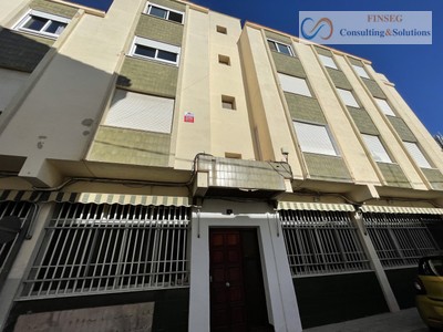 Ático en venta en Valencia, Rafelcofer, con 3 dormitorios, 2 baños, balcón y 2 terrazas
