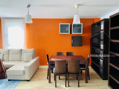 Apartamento en alquiler en Valencia De Alcantara, con 2 dormitorios, baño, plaza de garaje, trastero y 2 balcones