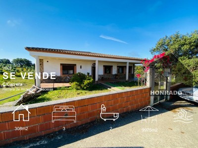 Casa en venta en Herrera De Alcantara, con 3 dormitorios, 2 baños y terreno