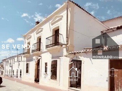 Casa en venta en Membrio, con 6 dormitorios, 2 baños y trastero