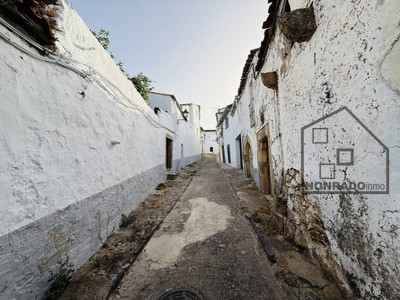 FACHADA LATERAL