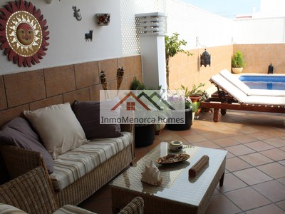 Casa en venta en Ciudadela, Paseo Maritimo, con 4 dormitorios, 2 baños, aseo, plaza de garaje, trastero y 2 terrazas
