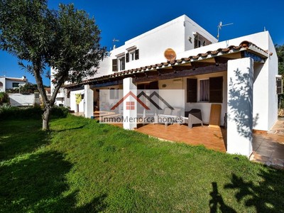 Chalet en venta en Ciudadela, Calan Blanes, con 8 dormitorios, 4 baños, plaza de garaje y terraza