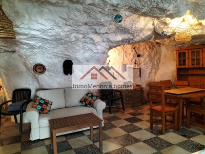 Chalet en venta en Ciudadela, Santandria, con 1 dormitorio, baño, plaza de garaje, trastero, terraza y terreno