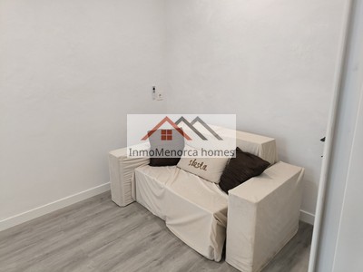 Casa en venta en Mahon, Centrico, con 4 dormitorios, baño, trastero y balcón