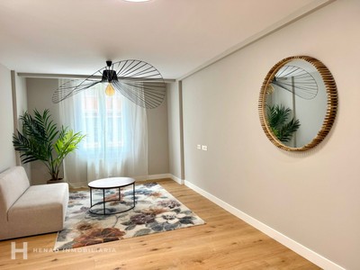 Piso en venta en Bilbao, Indautxu, con 2 dormitorios y 2 baños