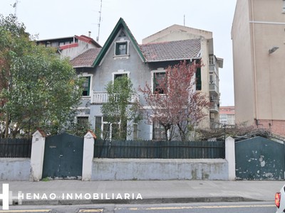 Piso en venta en Getxo, Romo, con 2 dormitorios y baño