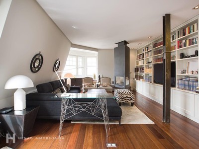 Duplex en venta en Bilbao, con 3 dormitorios, 2 baños, aseo y trastero