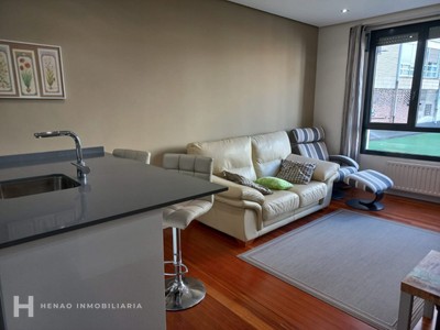 Piso en venta en Bilbao, Uribitarte, con 2 dormitorios, 2 baños y plaza de garaje