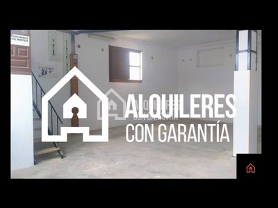 Amplio Local de 400m² Disponible en Monda, cerca de Marbella( Alquileres con Garantia)