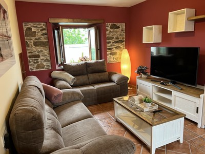 Casa rural en alquiler vacacional en Ortigueira, Ladrido, con 4 dormitorios, baño, aseo, plaza de garaje y terraza