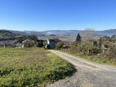 Casa rural en alquiler vacacional en Ortigueira, Lugar Barbeita-ladrido, con 3 dormitorios, baño y plaza de garaje